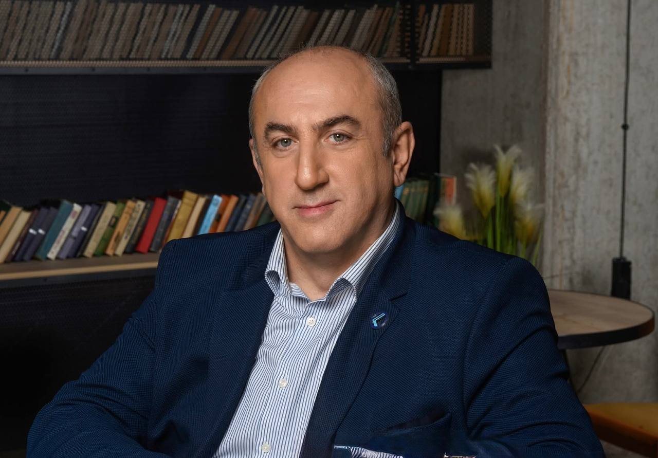 დავით დათუსანი